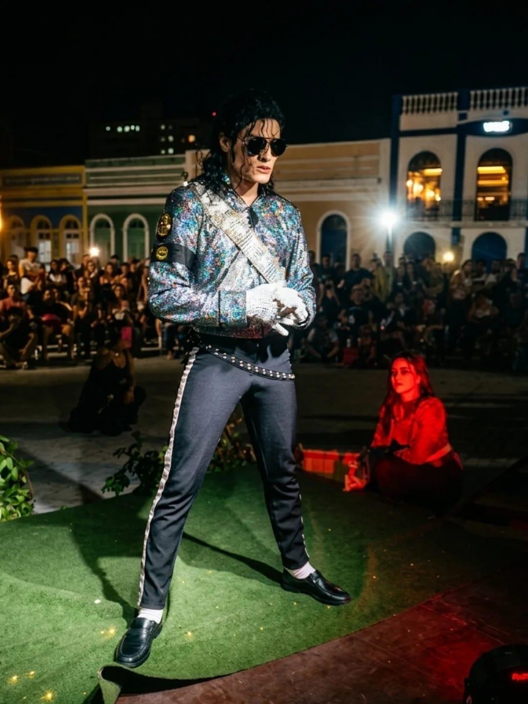 Legado que atravessa gerações: coreógrafo de Michael Jackson envia mensagem emocionante e demonstra interesse pela Amazônia.